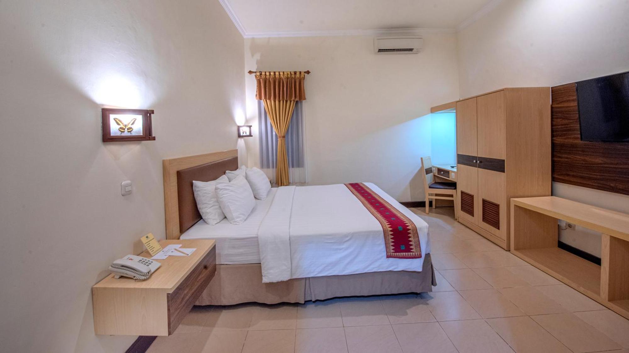 Lombok Garden Hotel Матарам Екстериор снимка