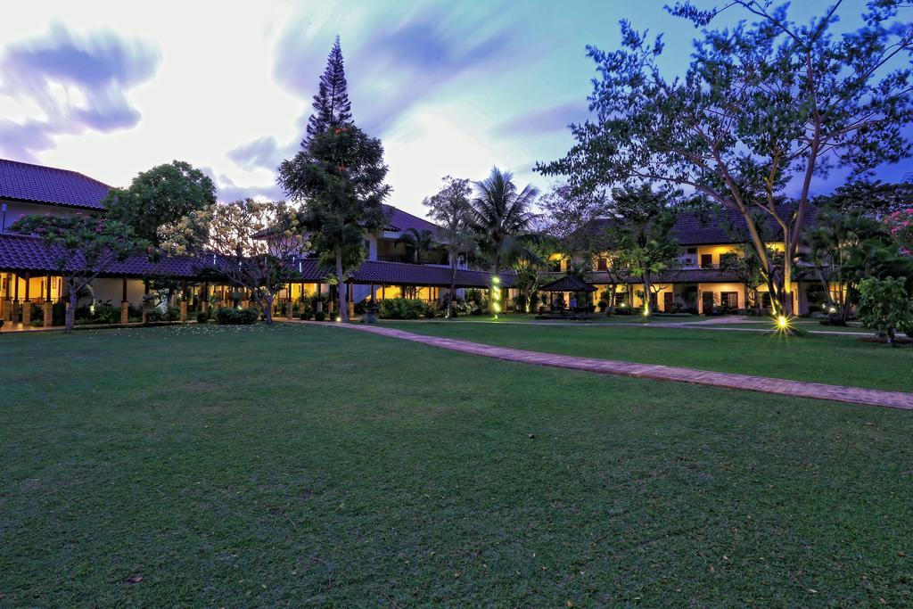 Lombok Garden Hotel Матарам Екстериор снимка