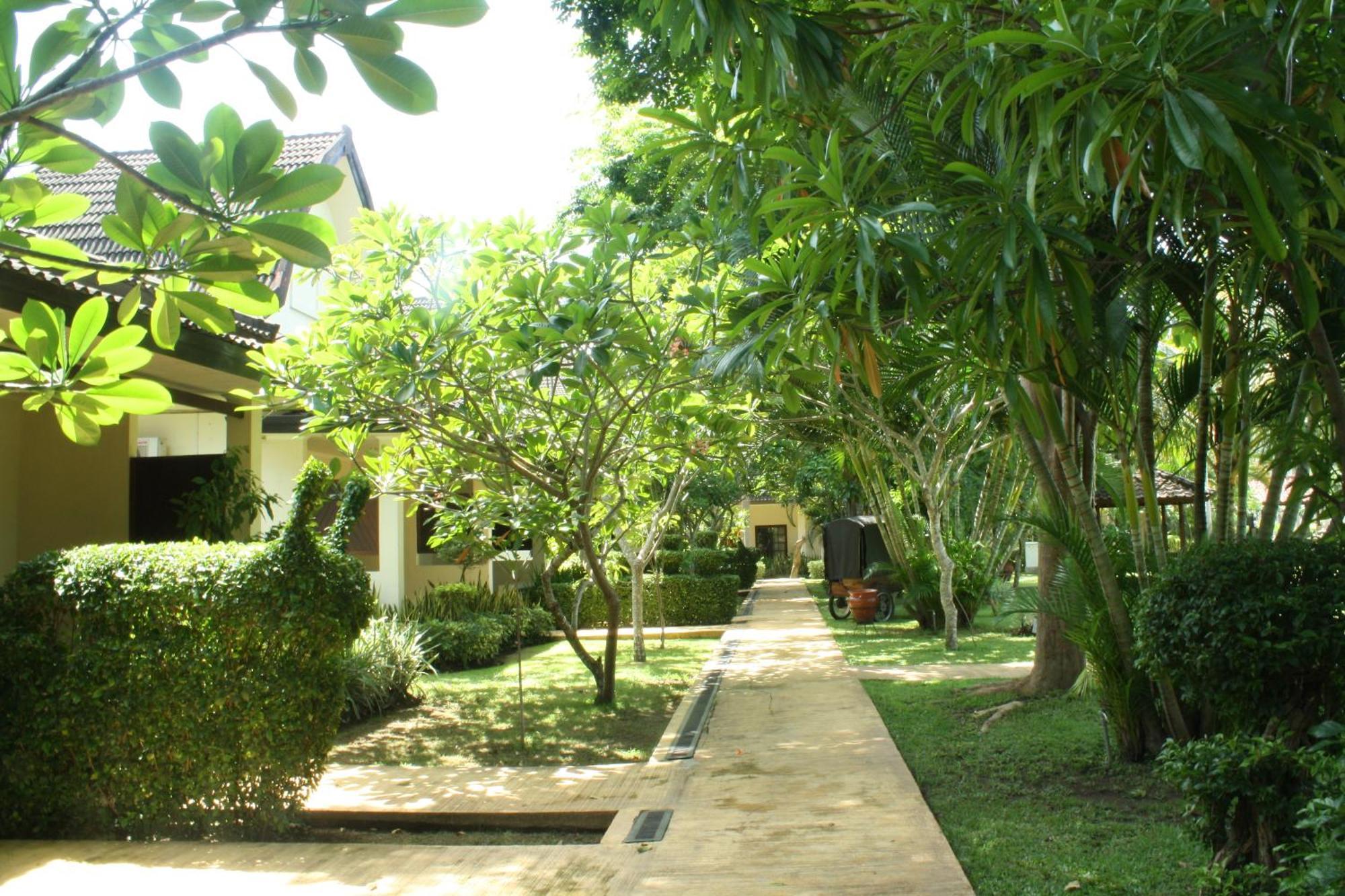 Lombok Garden Hotel Матарам Екстериор снимка