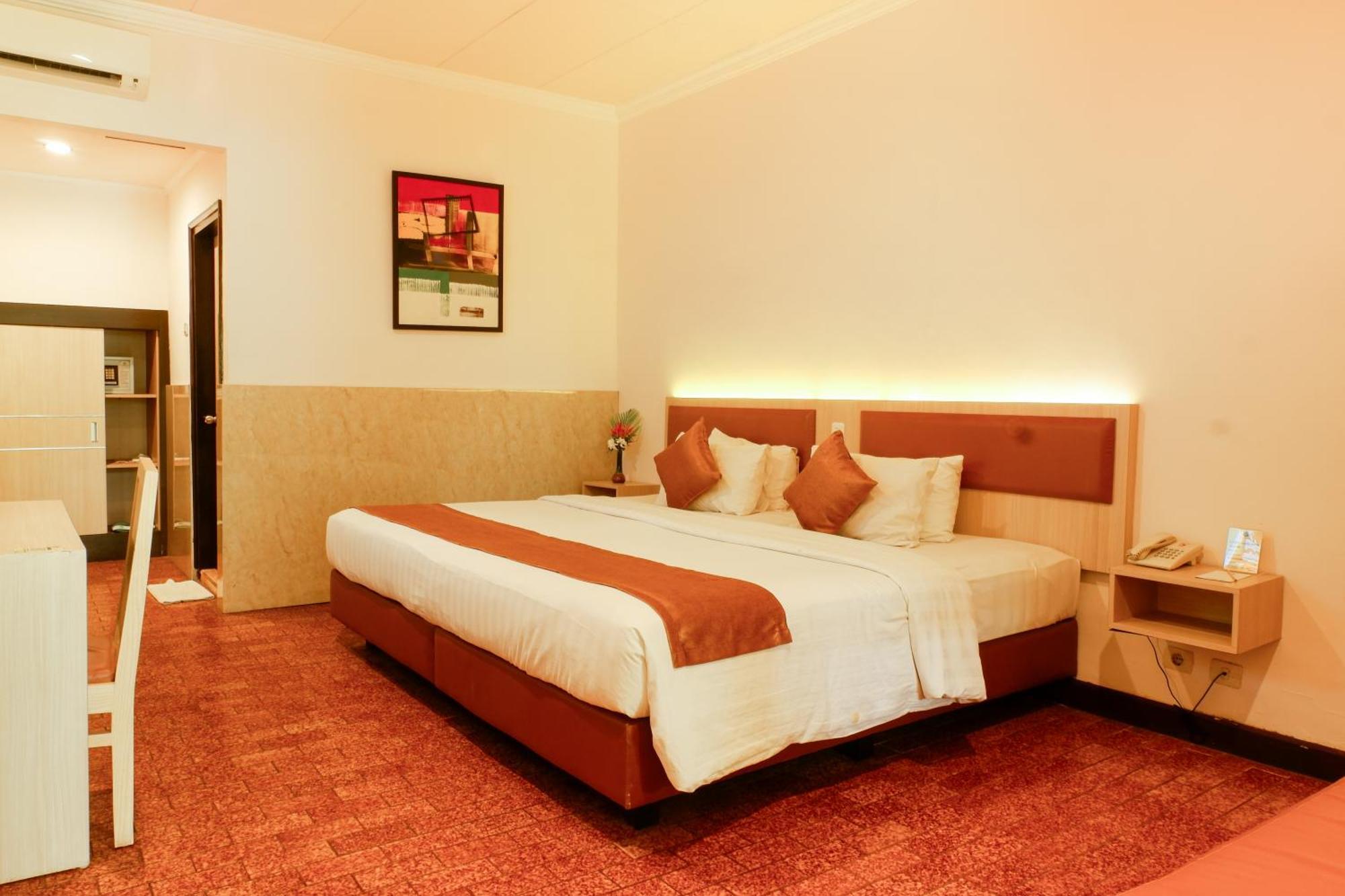 Lombok Garden Hotel Матарам Екстериор снимка
