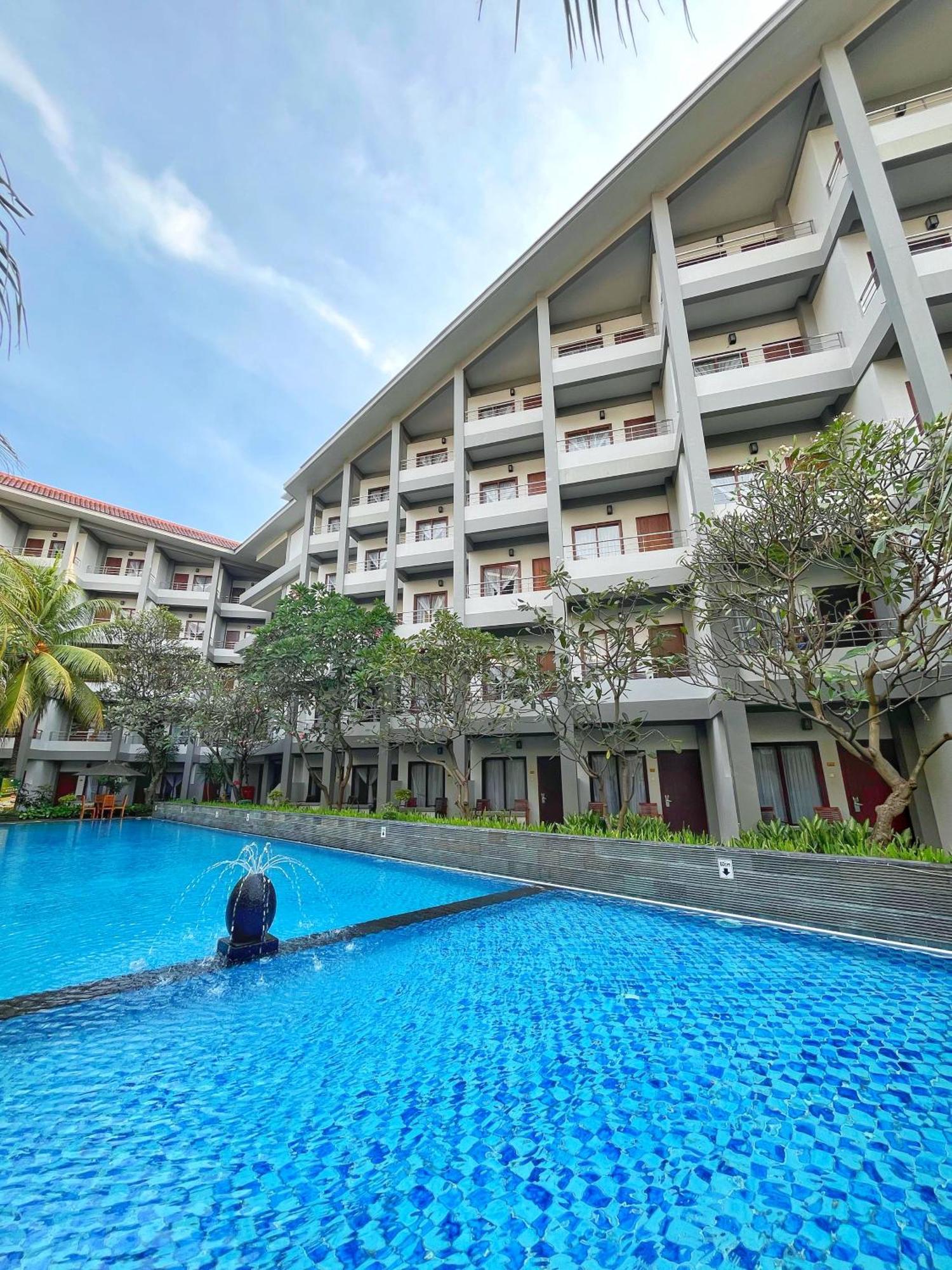 Lombok Garden Hotel Матарам Екстериор снимка