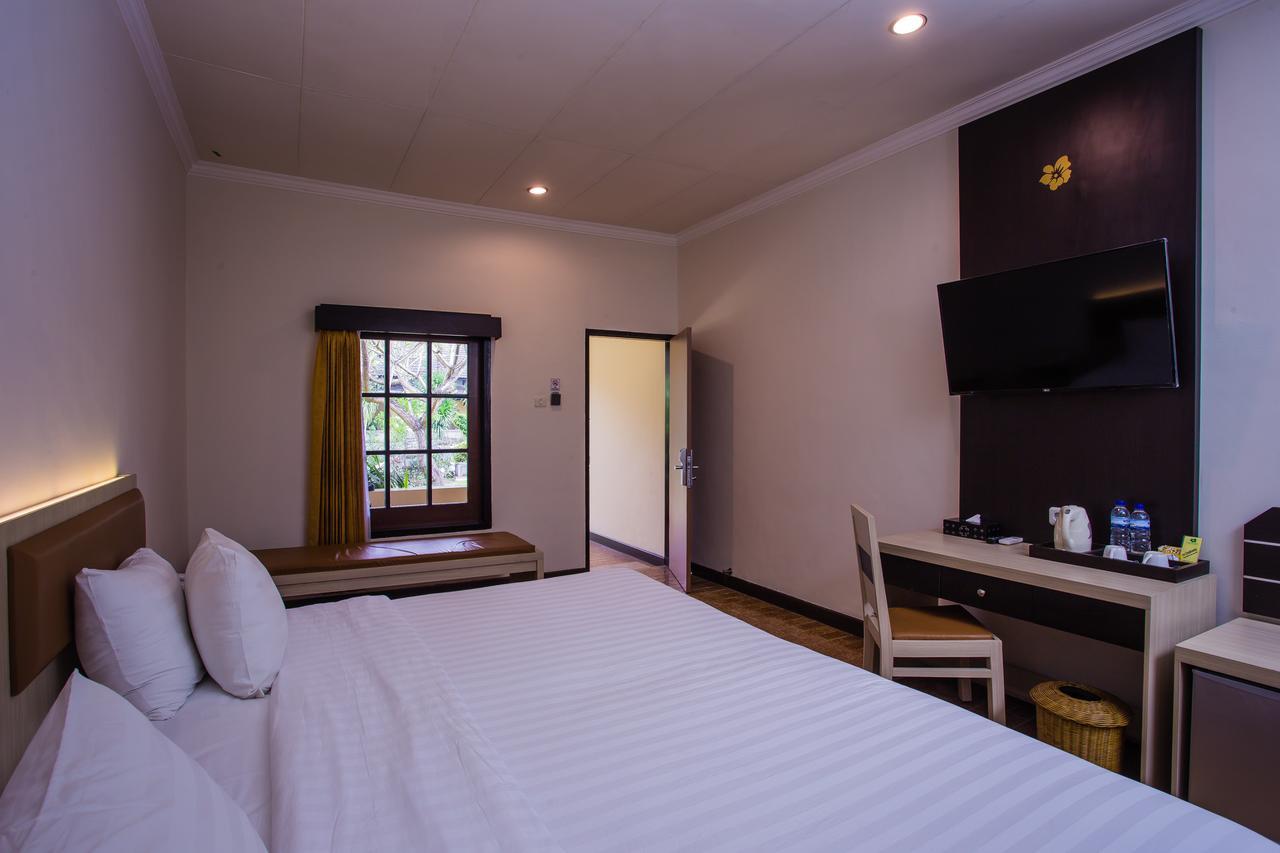 Lombok Garden Hotel Матарам Екстериор снимка
